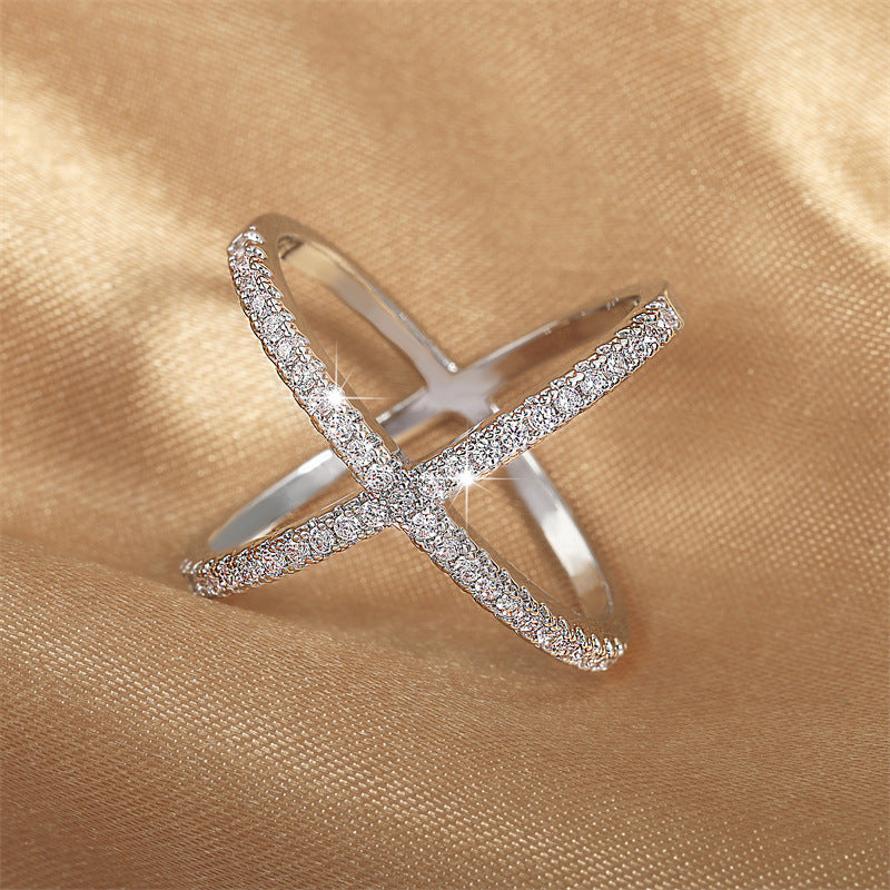 Women's Elegant Crossover Ring