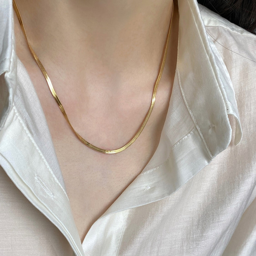 Women's Elegant Minimalist Chain Necklace