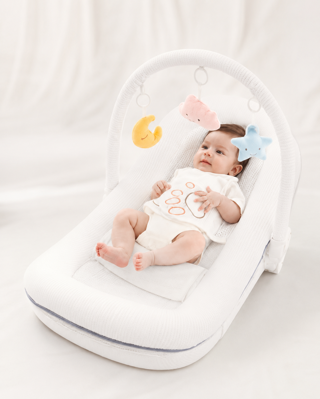 Baby anti-spitting slope pillow, newborn anti-overflow and choking milk bed, middle bed, baby shaping and soothing lying milk feeding wonder