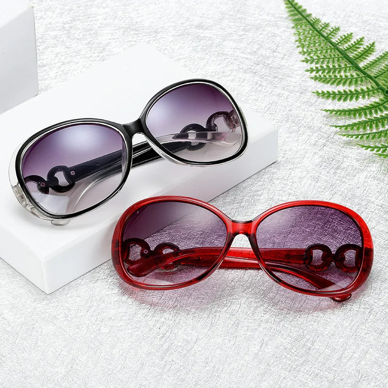 Luxury Square Sunglasses – Retro Mirror Lens