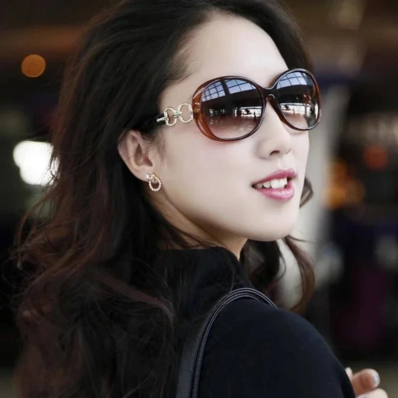 Luxury Square Sunglasses – Retro Mirror Lens