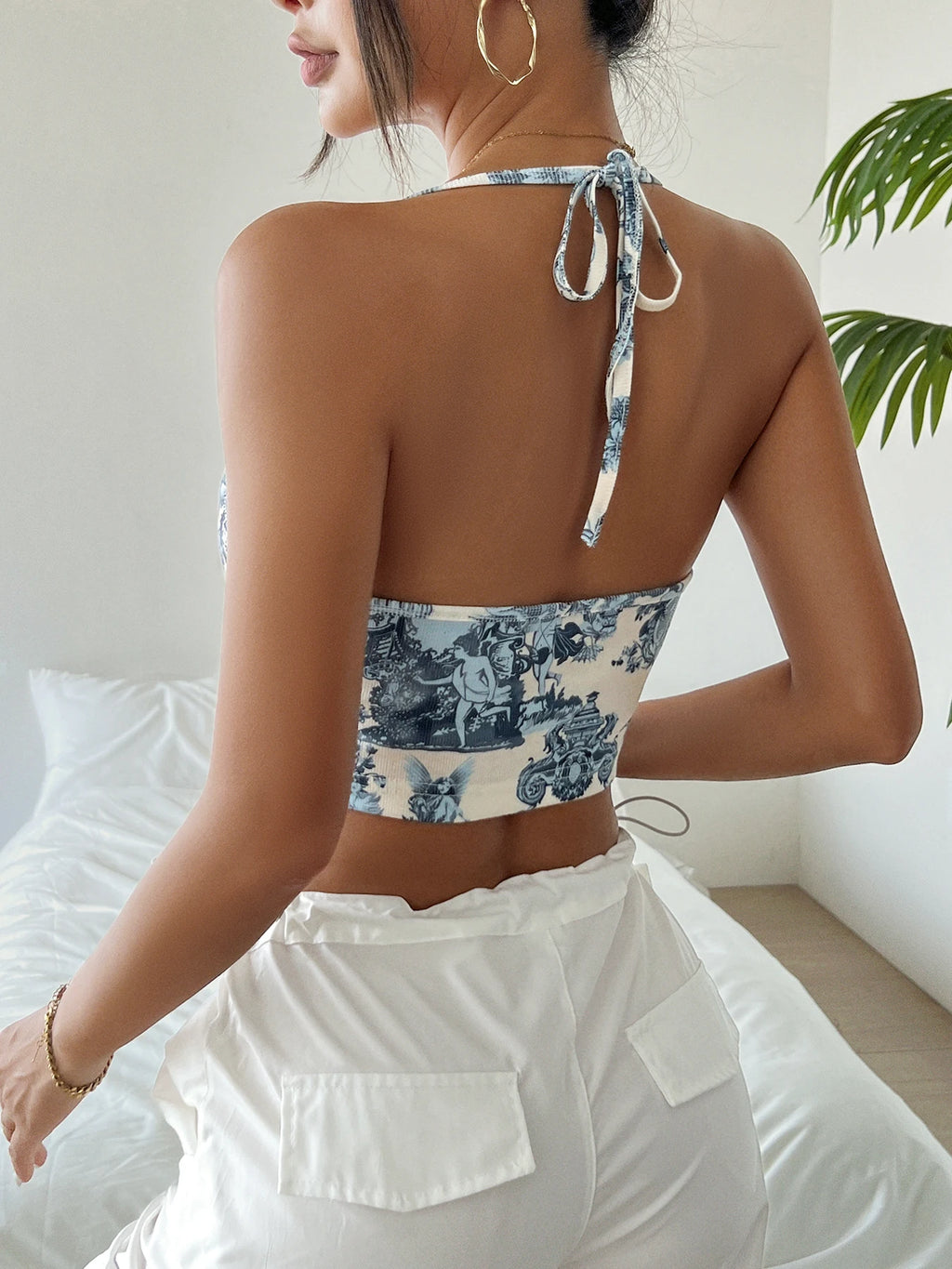 Women's Summer Sleeveless Crop Top – Slim Fit Camisole