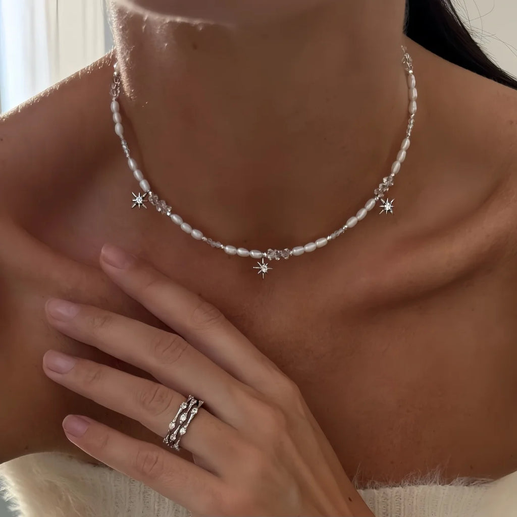 Elegant Pearl Pendant Necklace – Gold & Silver