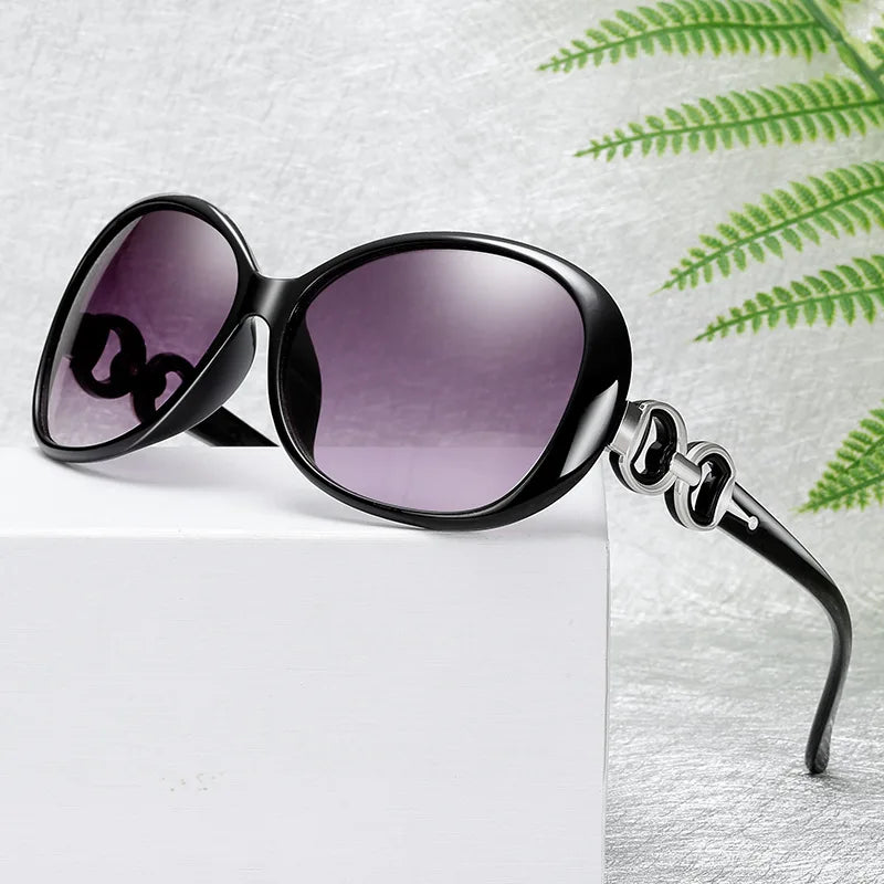 Luxury Square Sunglasses – Retro Mirror Lens