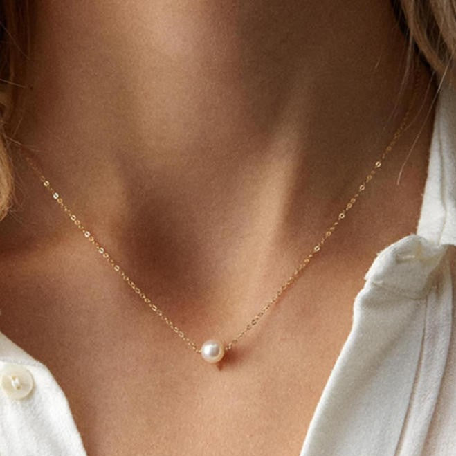 Elegant 18K Gold-Plated Pearl Necklace